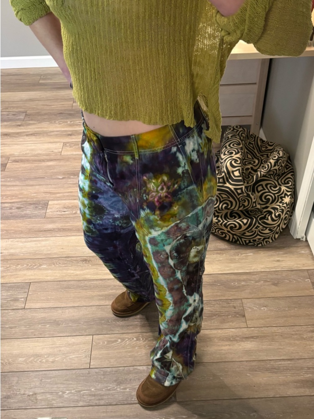 Banana Republic Tie-Dye Straight Leg Pants in Green & Purple - Picture 5 of 5